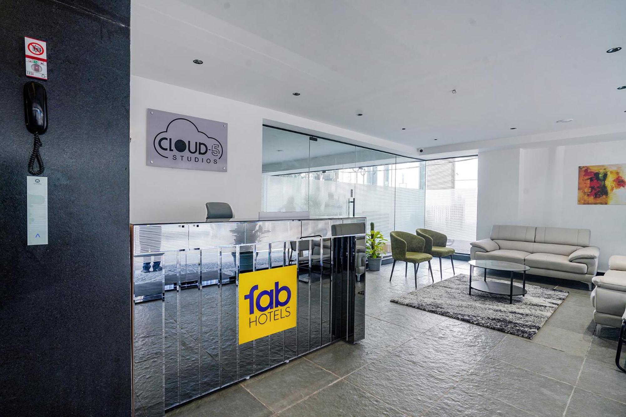 Fabhotel Prime Cloud 5 Studios Hyderabad Exterior photo